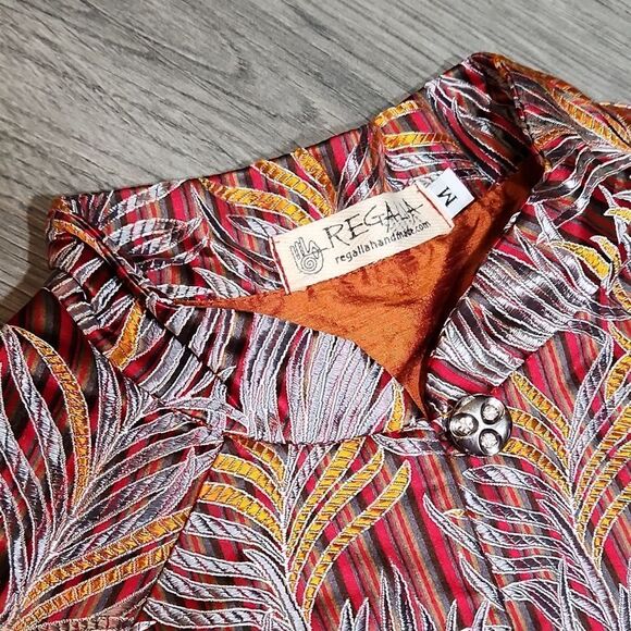 Stunning Handcrafted Metallic Mandrin Collar Statement Button Blazer - Picture 4 of 8